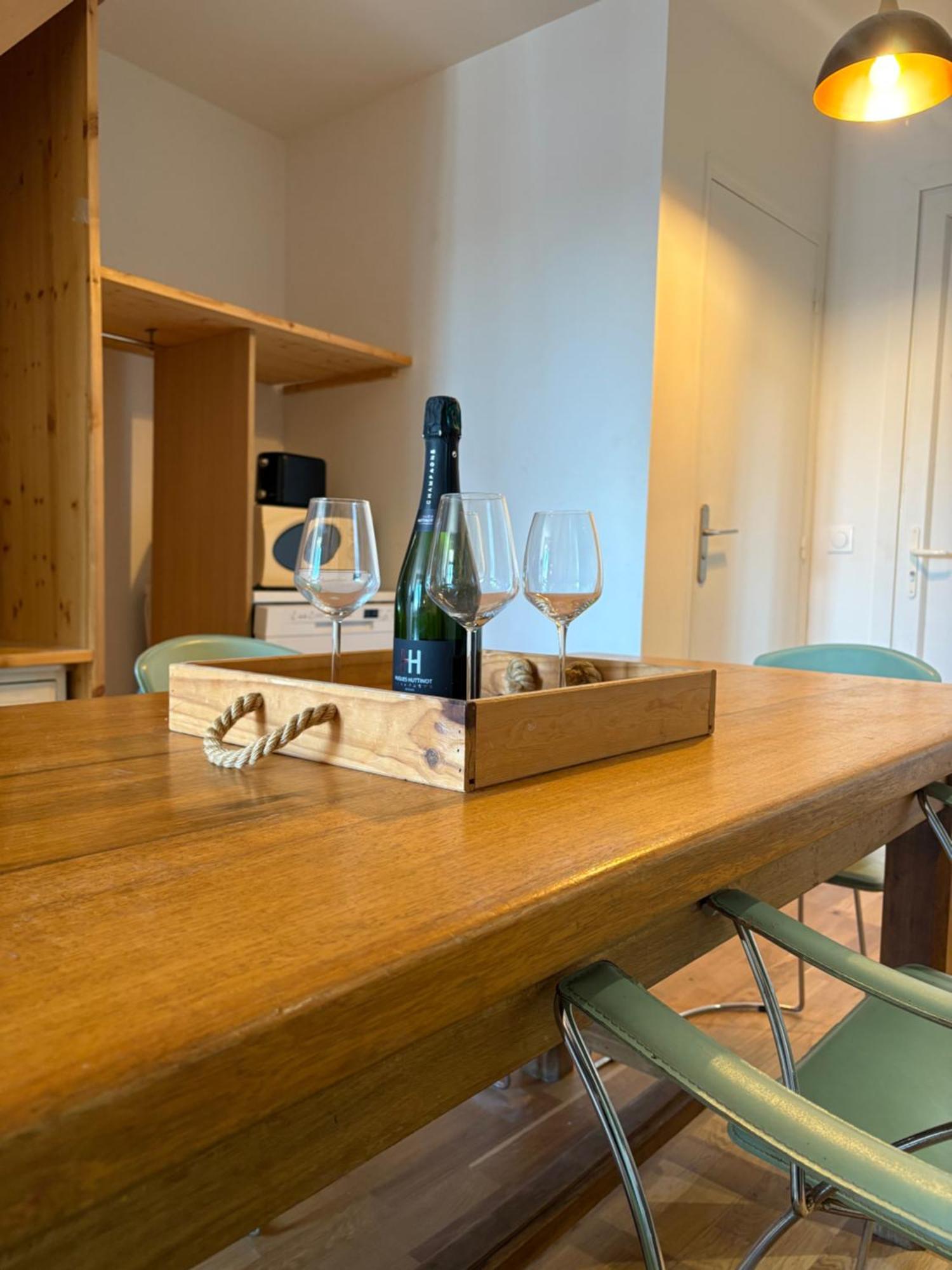 Le 7 - Appartement Cosy - Disney 20 Min Meaux Buitenkant foto